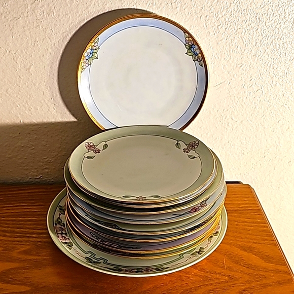 Bavaria China Plates Hand painted Floral porcelain - Picture 1 of 8